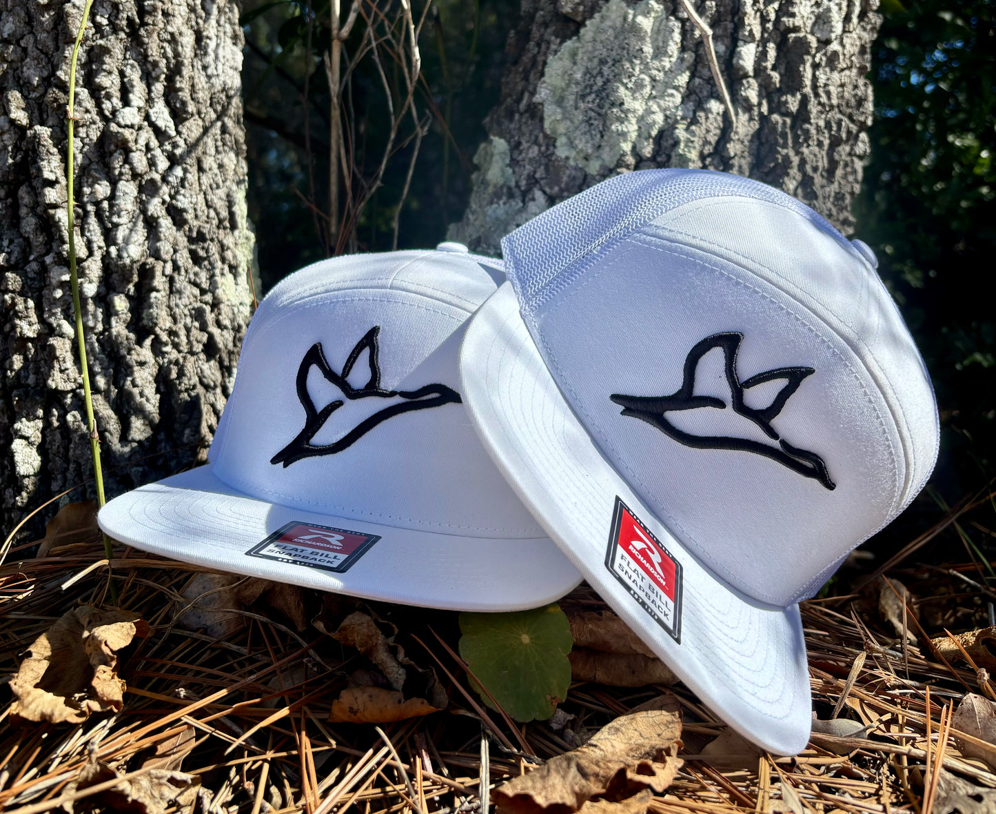 7 Panel White