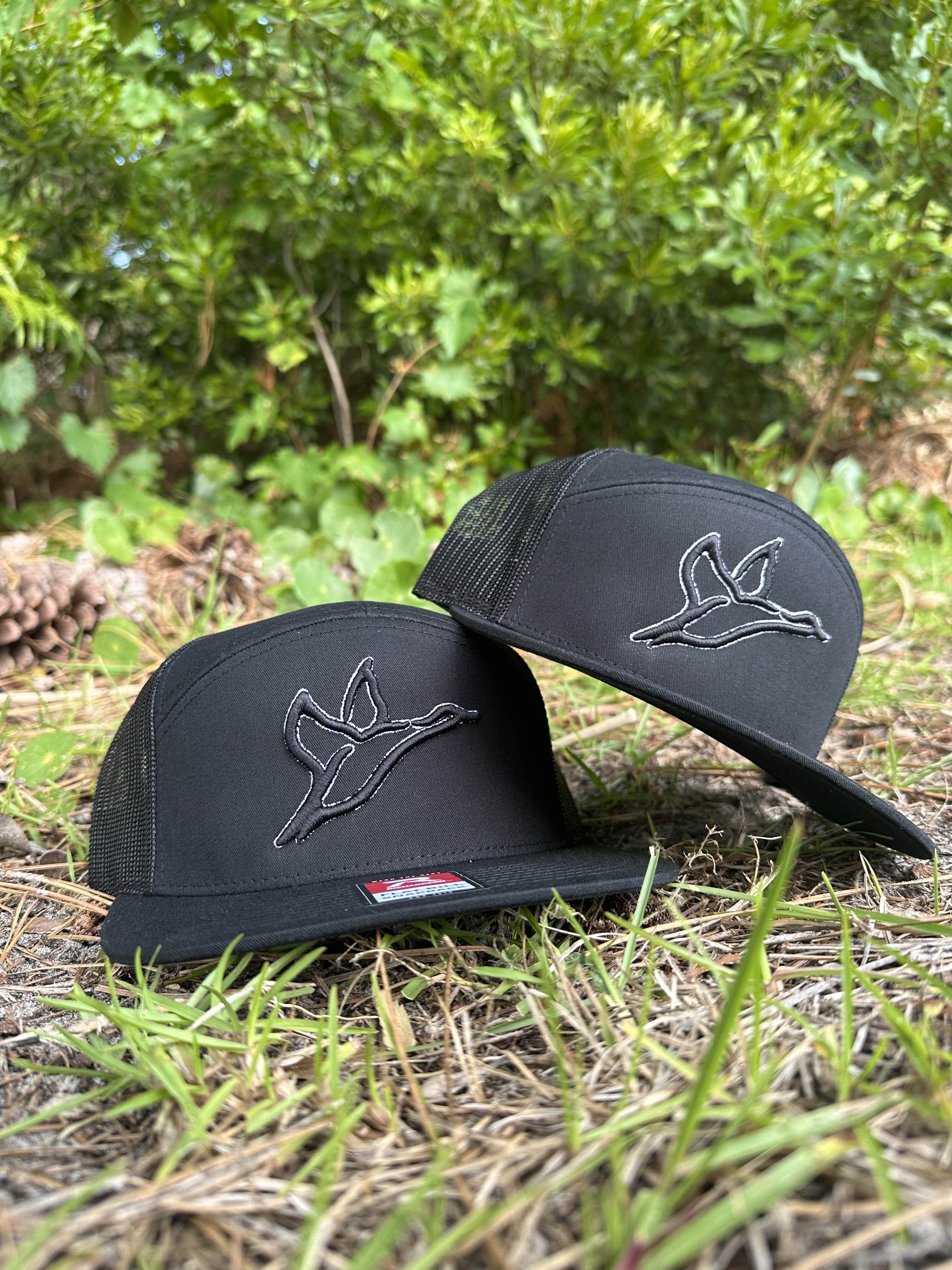 7 Panel Hat_Gone Fishing Black