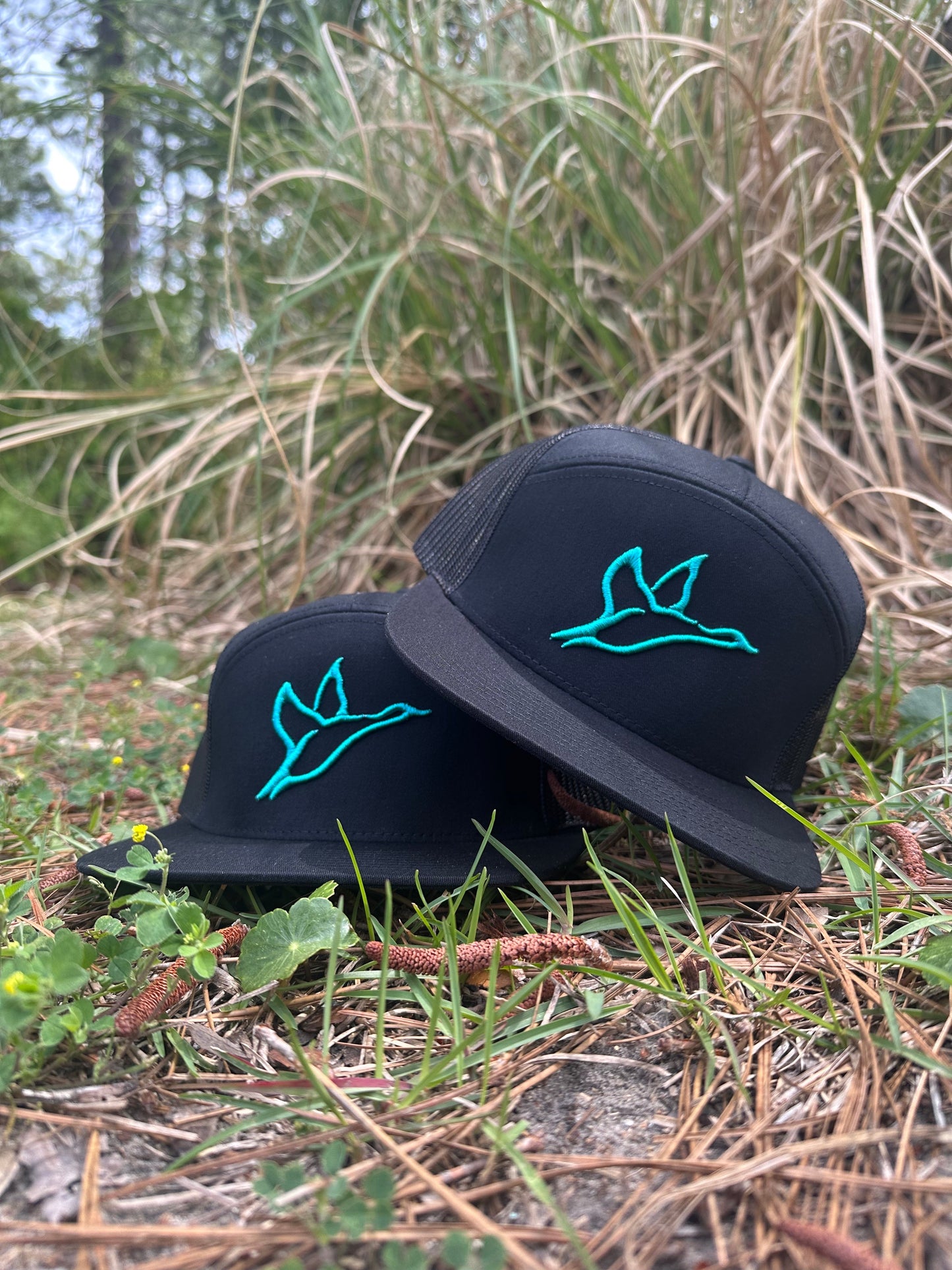 7 Panel Black Hat | Seafoam Icon