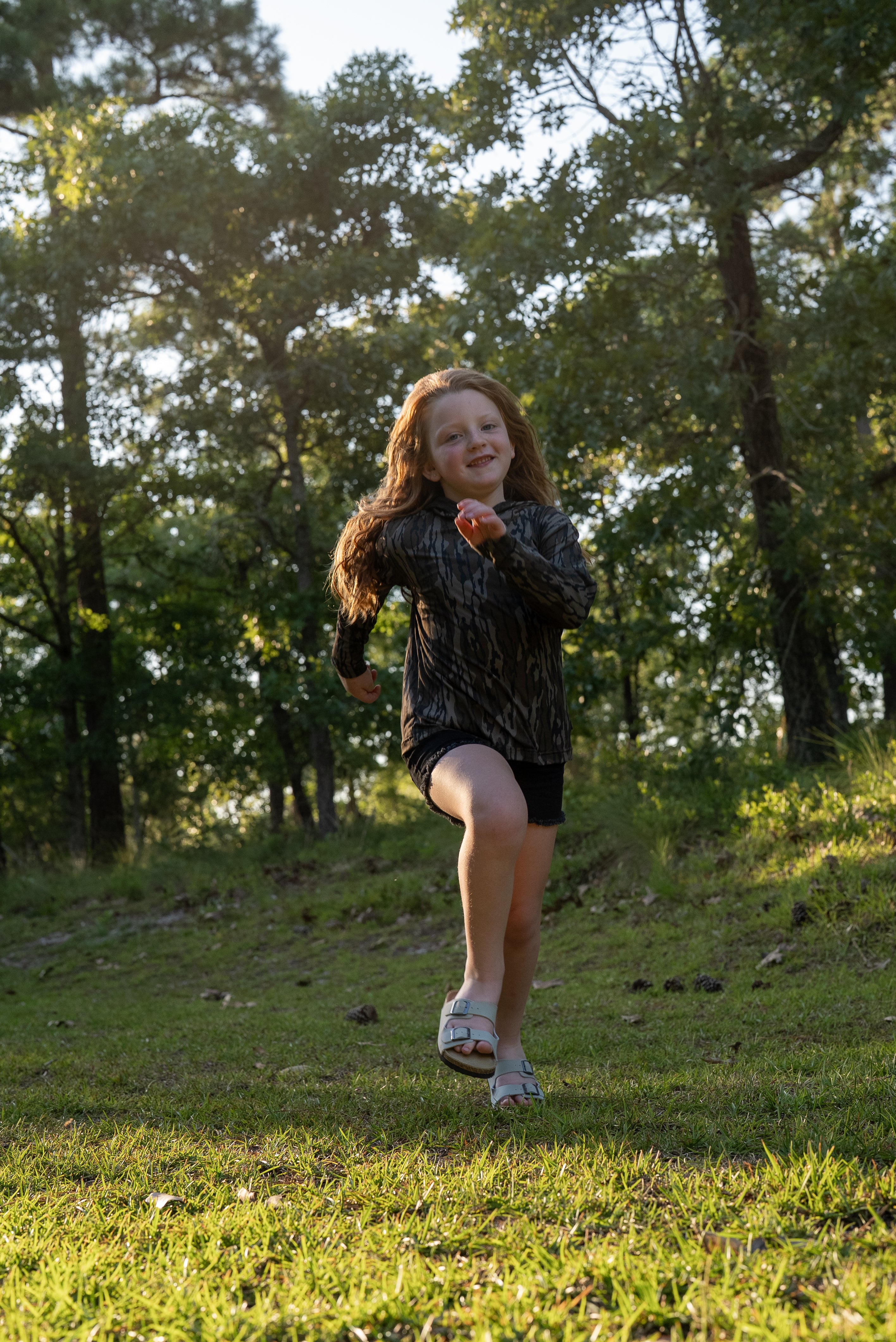 Youth Hooded Performance Shirt | Mossy Oak Bottomland Camo