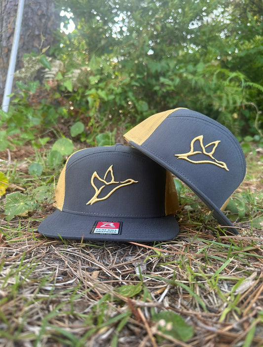 7 Panel Charcoal/Gold